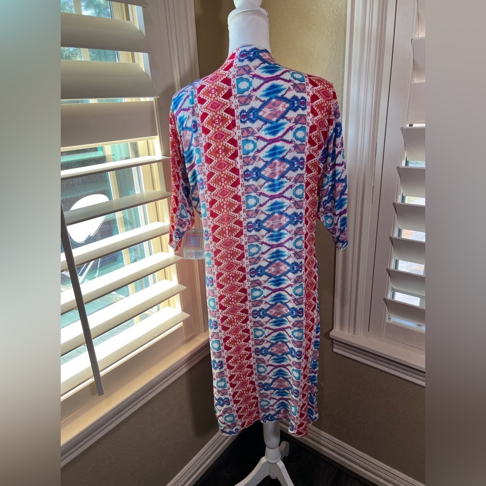 🆕 LuLaRoe Red and Blue Patterned Duster - Picture 5 of 6